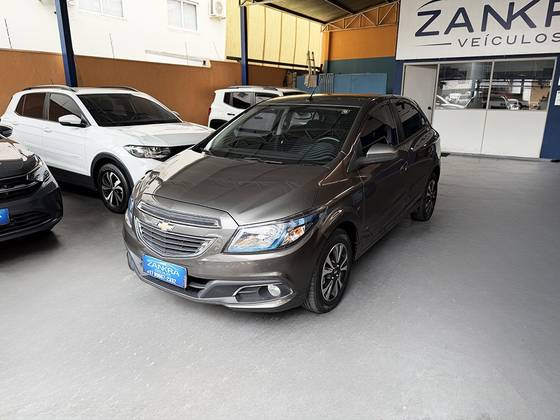 CHEVROLET ONIX 1.4 MPFI LTZ 8V FLEX 4P AUTOMÁTICO CHEVROLET ONIX 1.4 MPFI LTZ 8V FLEX 4P AUTOMÁTICO